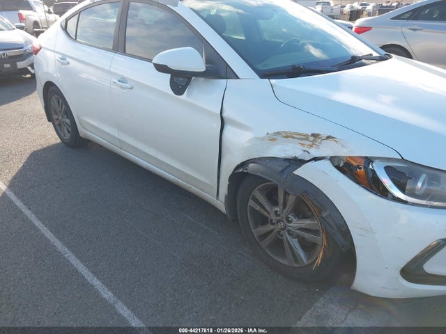 5NPD84LFXJH306810 Hyundai Elantra Value Edition