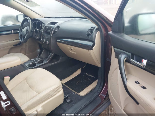 2013 KIA SORENTO 5XYKTDA22DG336188 Photo 4