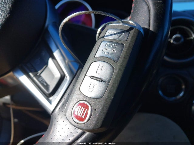 2017 FIAT 124 SPIDER JC1NFAEK2H0118922 Photo 10