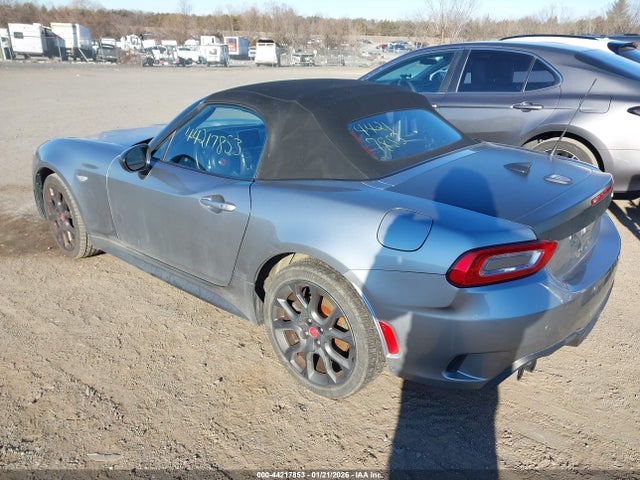 2017 FIAT 124 SPIDER JC1NFAEK2H0118922 Photo 2