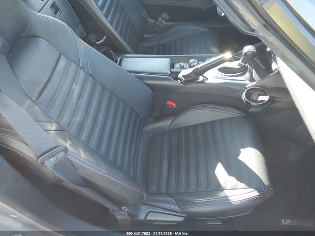 2017 FIAT 124 SPIDER JC1NFAEK2H0118922 Photo 4