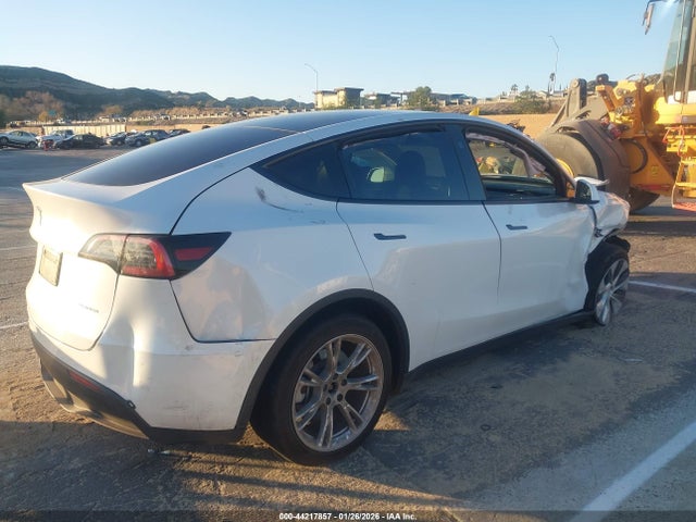Aukcja sprzedaży 2024 Tesla Model Y Long Range Dual Motor All-wheel Drive, vin: 7SAYGDEE5RF090886, numer aukcji: 44217857