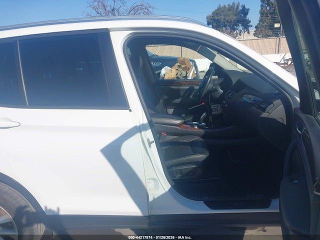 2015 BMW X3 5UXWZ7C57F0M82585 Photo 4