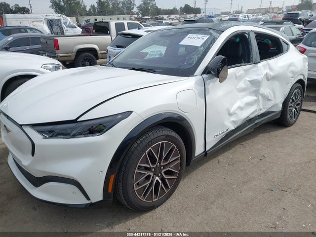 Ford Mustang Mach-e Premium 2024 3FMTK3SUXRMA46630 Image 2