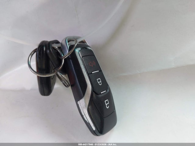1FM5K7DH7HGB28761 Ford EXPLORER XLT