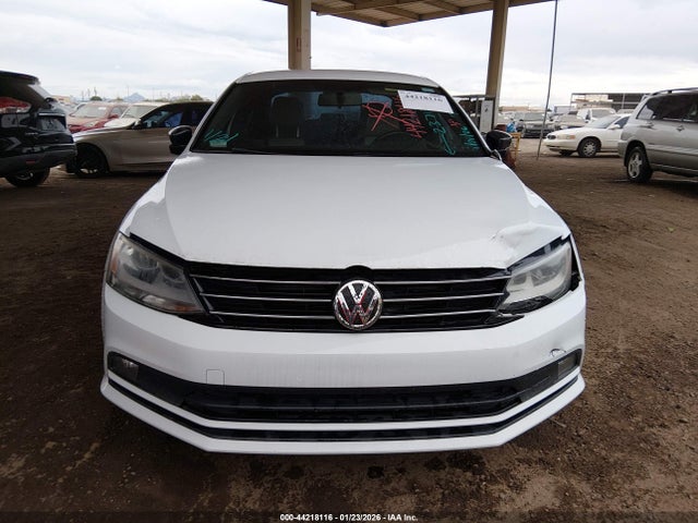 3VWD17AJXGM237176 Volkswagen Jetta 1.8t Sport
