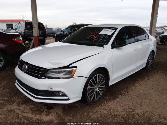 3VWD17AJXGM237176 Volkswagen Jetta 1.8t Sport