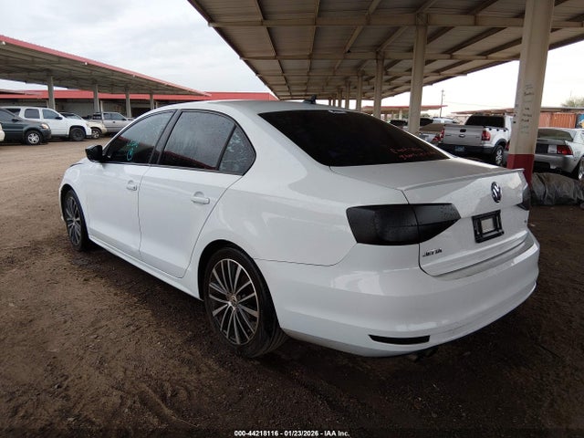 3VWD17AJXGM237176 Volkswagen Jetta 1.8t Sport