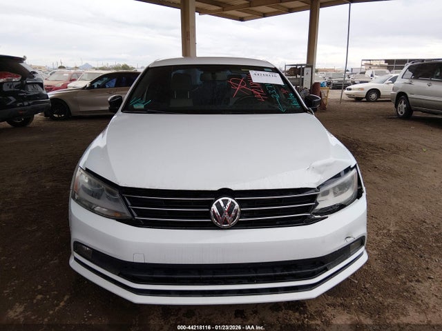 3VWD17AJXGM237176 Volkswagen Jetta 1.8t Sport