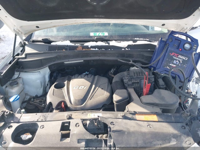 Продажа на аукционе авто 2015 Hyundai Santa Fe Sport 2.4l, vin: 5XYZTDLB9FG302652, номер лота: 44218134