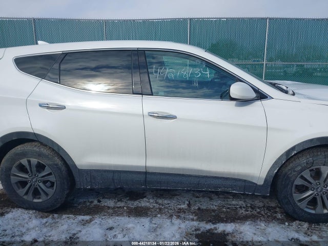 Продажа на аукционе авто 2015 Hyundai Santa Fe Sport 2.4l, vin: 5XYZTDLB9FG302652, номер лота: 44218134