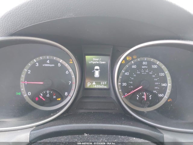 Продажа на аукционе авто 2015 Hyundai Santa Fe Sport 2.4l, vin: 5XYZTDLB9FG302652, номер лота: 44218134