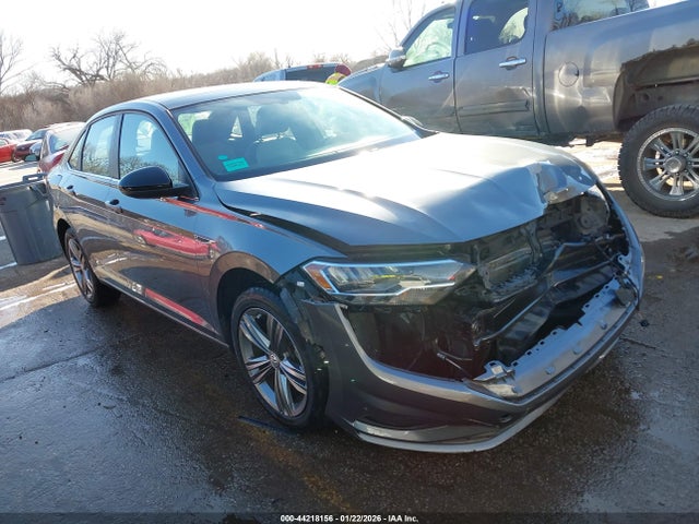 2019 VOLKSWAGEN JETTA 3VWCB7BU7KM258013