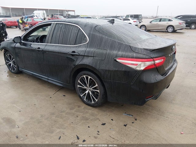 4T1B11HK2KU757989 Toyota CAMRY SE