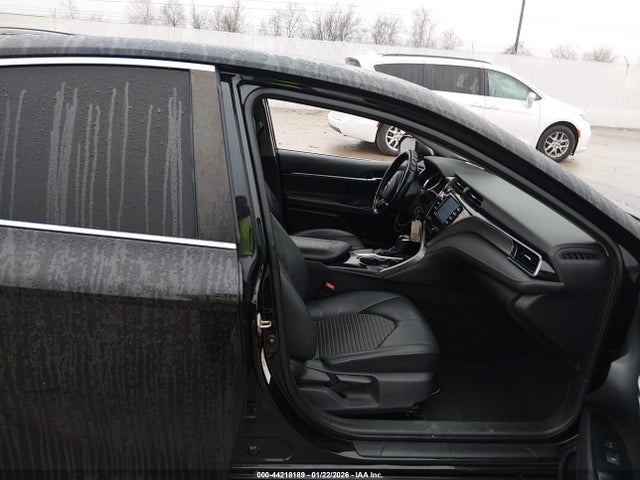 4T1B11HK2KU757989 Toyota CAMRY SE