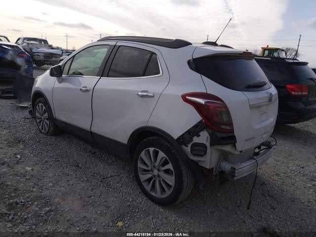 2018 BUICK ENCORE KL4CJASB8JB555910 Photo 2