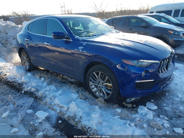 2022 MASERATI LEVANTE ZN661XUA7NX402145