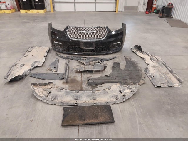 44218230 :رقم المزاد ، 2C4RC1BG2NR190993 vin ، 2022 Chrysler Pacifica Touring L مزاد بيع
