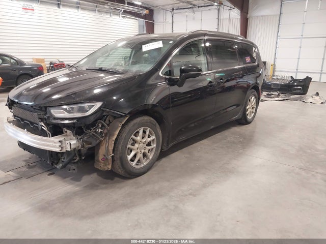 44218230 :رقم المزاد ، 2C4RC1BG2NR190993 vin ، 2022 Chrysler Pacifica Touring L مزاد بيع