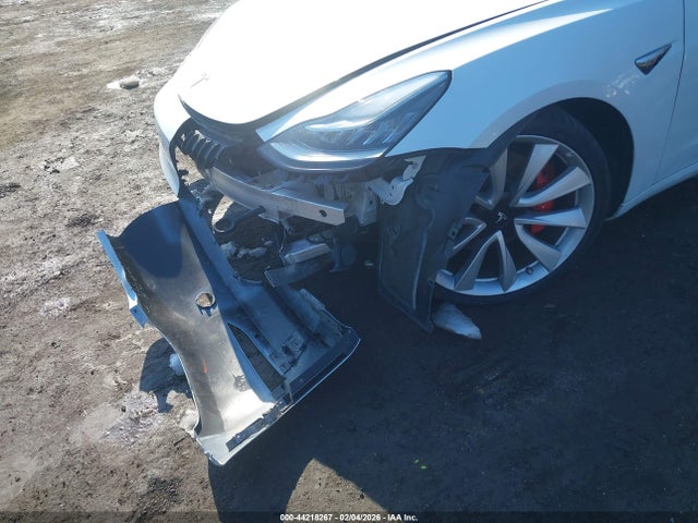 2019 TESLA MODEL 3 5YJ3E1EB0KF413684 Photo 5