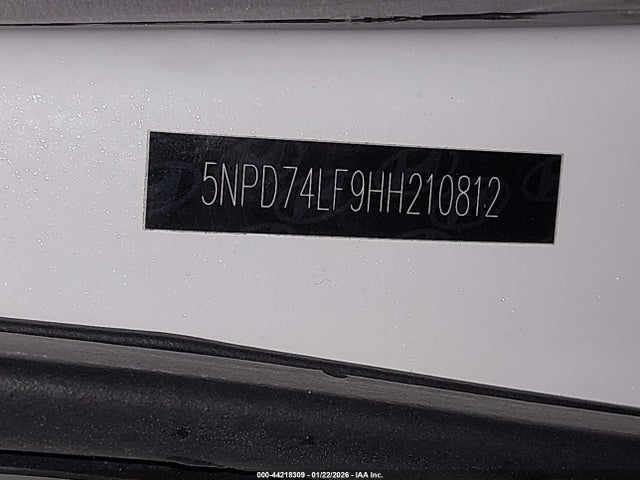 5NPD74LF9HH210812 Hyundai ELANTRA SE