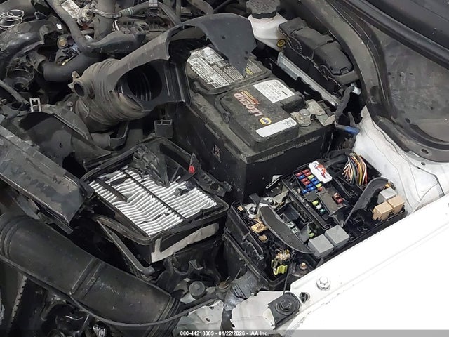 5NPD74LF9HH210812 Hyundai ELANTRA SE