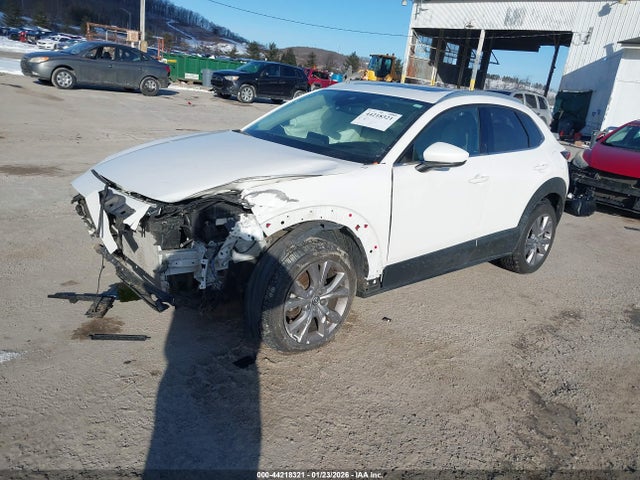2020 Mazda Cx-30 Premium Package მანქანა იყიდება აუქციონზე, vin: 3MVDMBEM0LM103660, აუქციონის ნომერი: 44218321