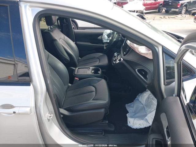 2024 CHRYSLER PACIFICA 2C4RC1BG3RR180639 Photo 4