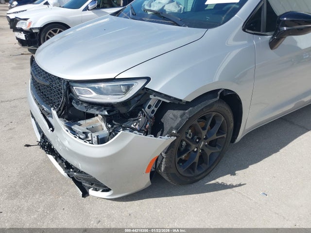 2024 CHRYSLER PACIFICA 2C4RC1BG3RR180639 Photo 5