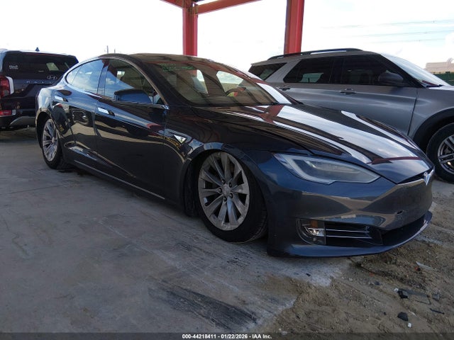 2016 TESLA MODEL S 5YJSA1E22GF140987 Photo 0