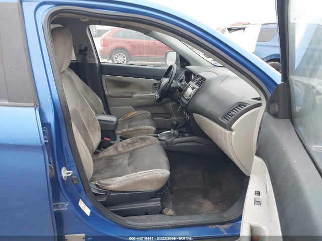 2017 MITSUBISHI OUTLANDER SPORT JA4AP3AW9HZ062325 Photo 4