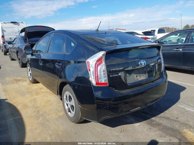 Продаж на аукціоні авто 2015 Toyota Prius Two, vin: JTDKN3DU7F2003404, номер лоту: 44218448