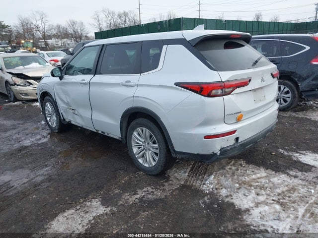 2023 MITSUBISHI OUTLANDER JA4J3TA86PZ016091 Photo 2