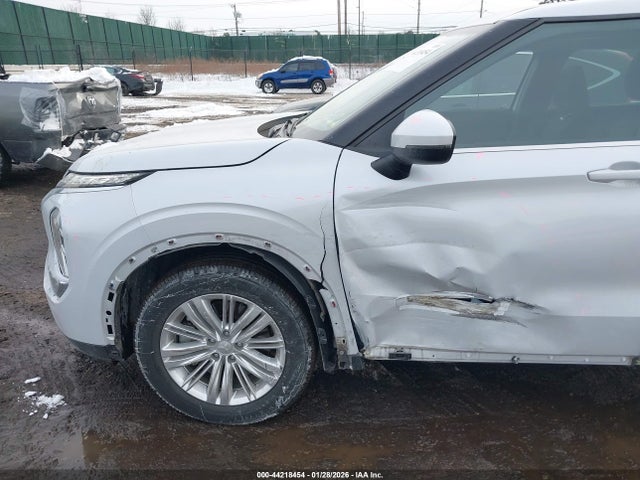 2023 MITSUBISHI OUTLANDER JA4J3TA86PZ016091 Photo 5
