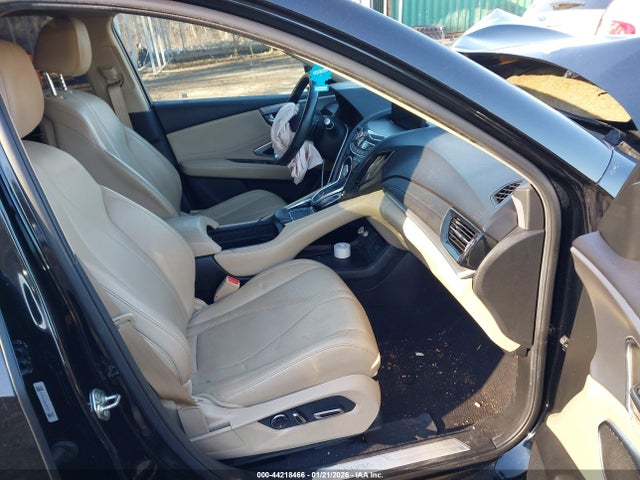 2019 ACURA RDX 5J8TC2H32KL041876 Photo 4