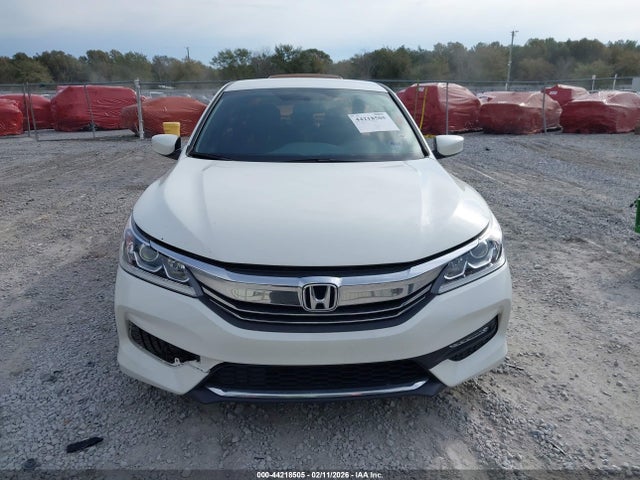 1HGCR2F17HA244752 Honda Accord Sport Se