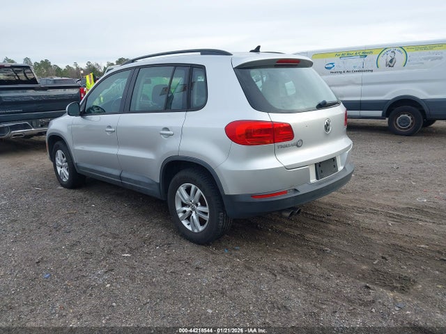 Aukcja sprzedaży 2015 Volkswagen Tiguan S, vin: WVGAV7AX0FW547202, numer aukcji: 44218544