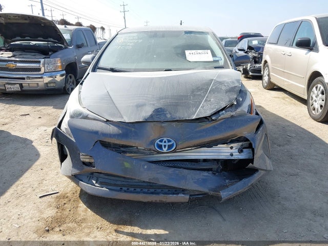 JTDKARFU0G3015272 Toyota Prius Four