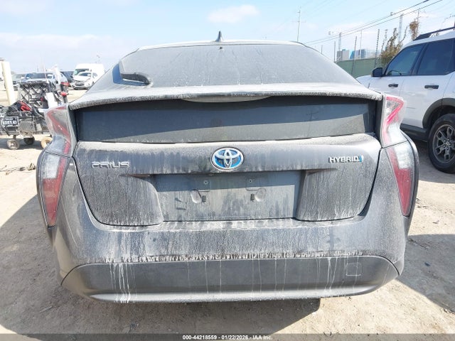 JTDKARFU0G3015272 Toyota Prius Four