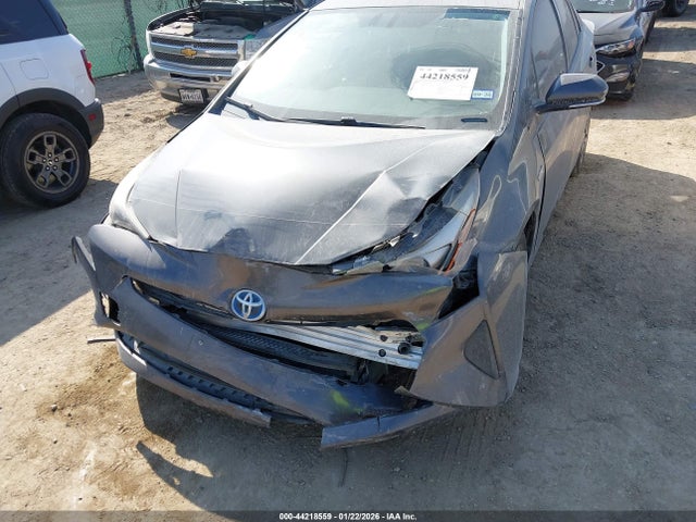 JTDKARFU0G3015272 Toyota Prius Four