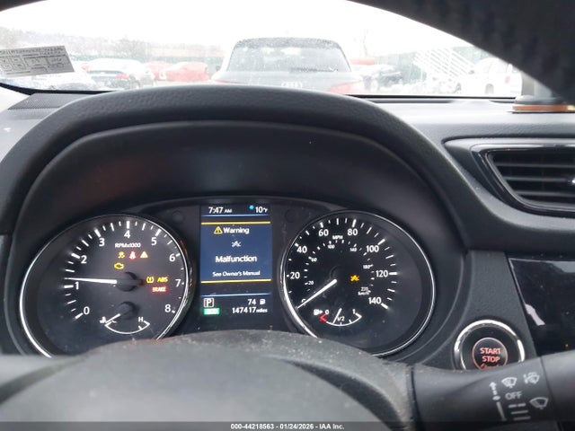 5N1AT2MV4JC748386 Nissan ROGUE SV