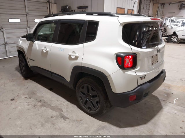 2021 JEEP RENEGADE ZACNJDAB8MPM21472 Photo 2
