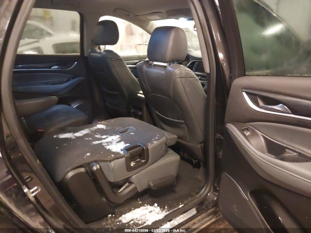 44218596 :رقم المزاد ، 5GAERBKW1JJ162368 vin ، 2018 Buick Enclave Essence مزاد بيع