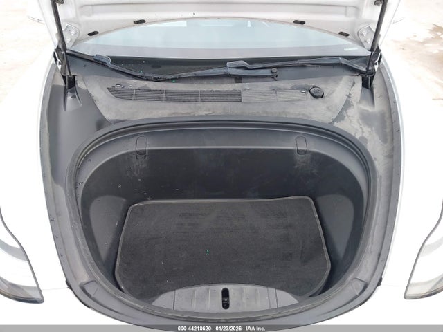 2018 TESLA MODEL 3 5YJ3E1EB3JF074630 Photo 9
