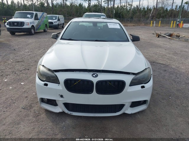 44218626 :رقم المزاد ، WBAFR7C5XDC820376 vin ، 2013 Bmw 535i مزاد بيع