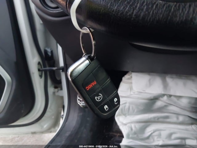 2019 JEEP RENEGADE ZACNJBBB8KPK95257 Photo 10