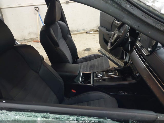 2023 MITSUBISHI OUTLANDER JA4J4UA84PZ048847 Photo 4