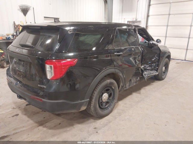 Ford Police Interceptor Utility 2023 1FM5K8AB5PGB38323 Image 4