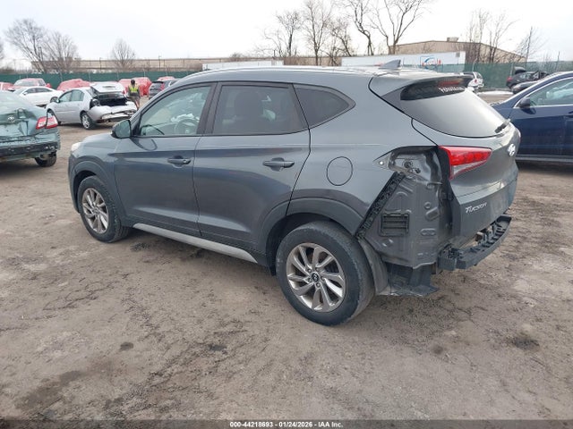 KM8J33A4XJU665203 Hyundai TUCSON SEL