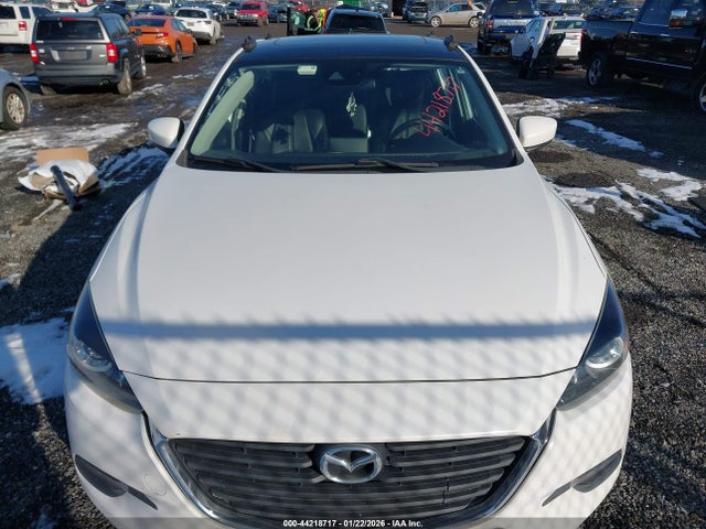 44218717 :رقم المزاد ، 3MZBN1L31HM142935 vin ، 2017 Mazda Mazda3 Touring 2.5 مزاد بيع